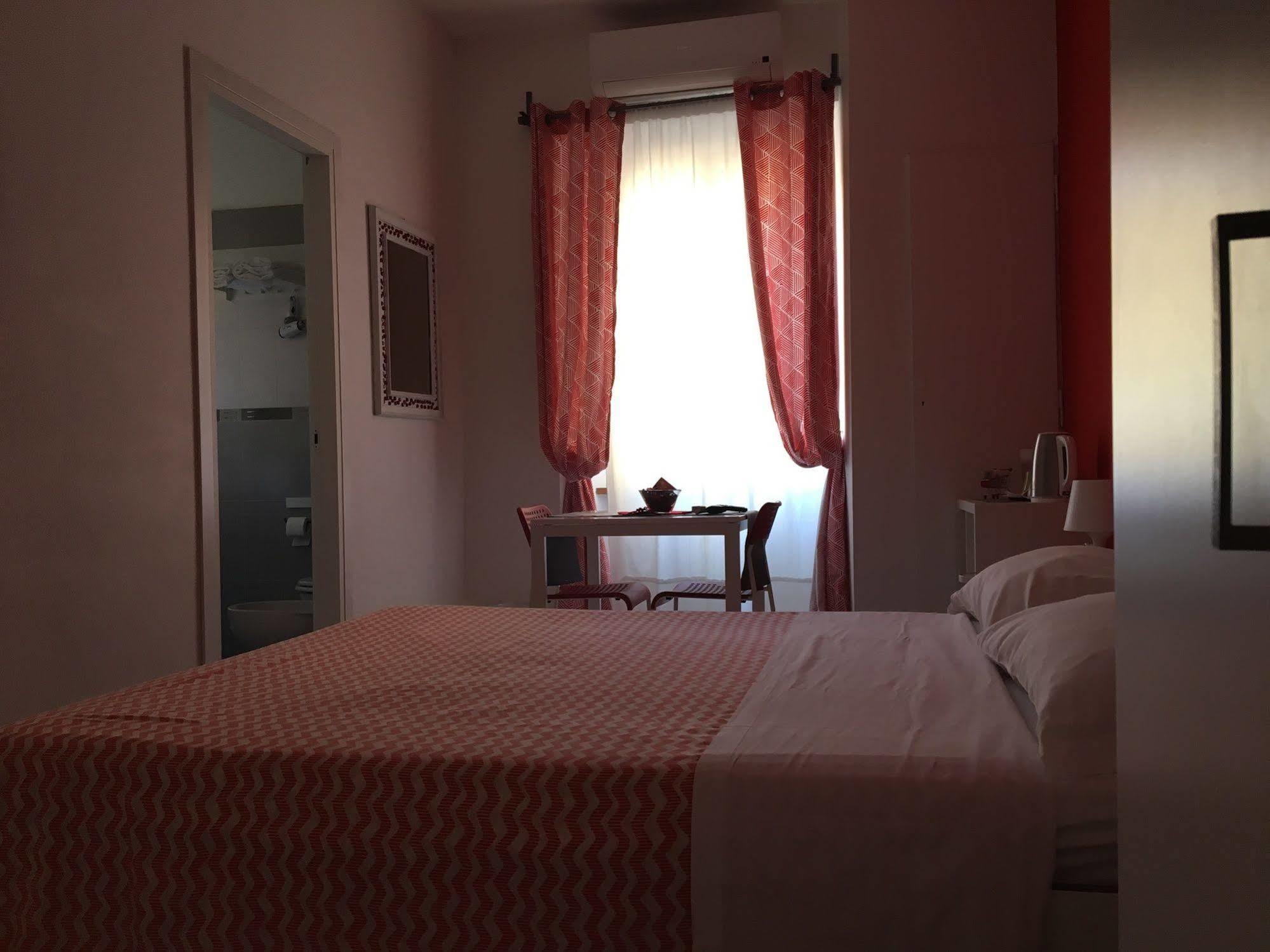 Sunrise B&B Roma Экстерьер фото